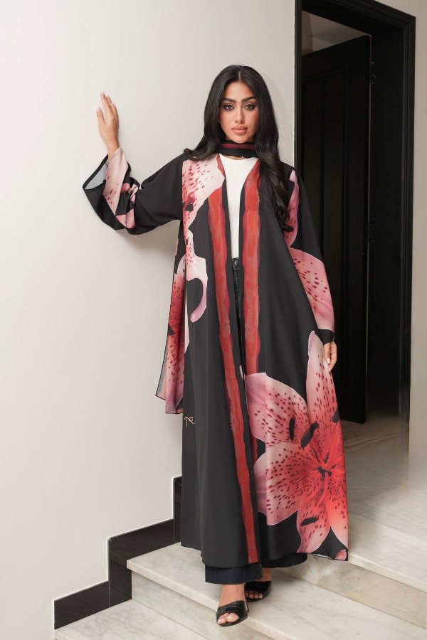 Noir Blossom Abaya